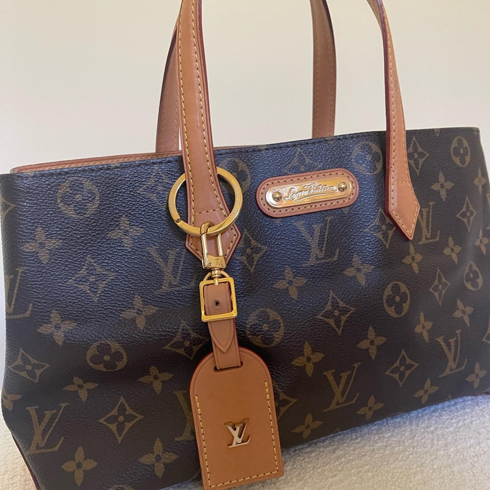 Louis Vuitton Wilshire PM Handbag